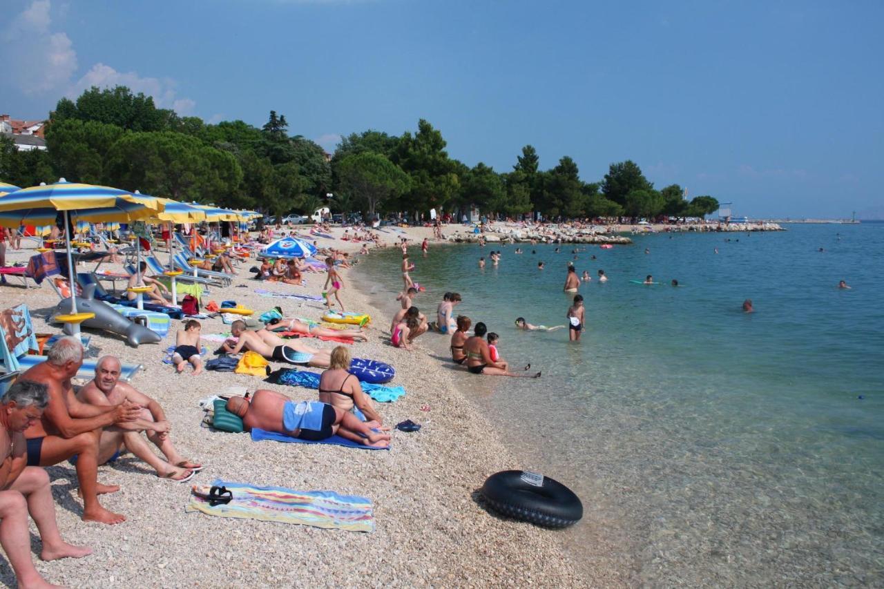 Apartments By The Sea Crikvenica - 2354 ภายนอก รูปภาพ