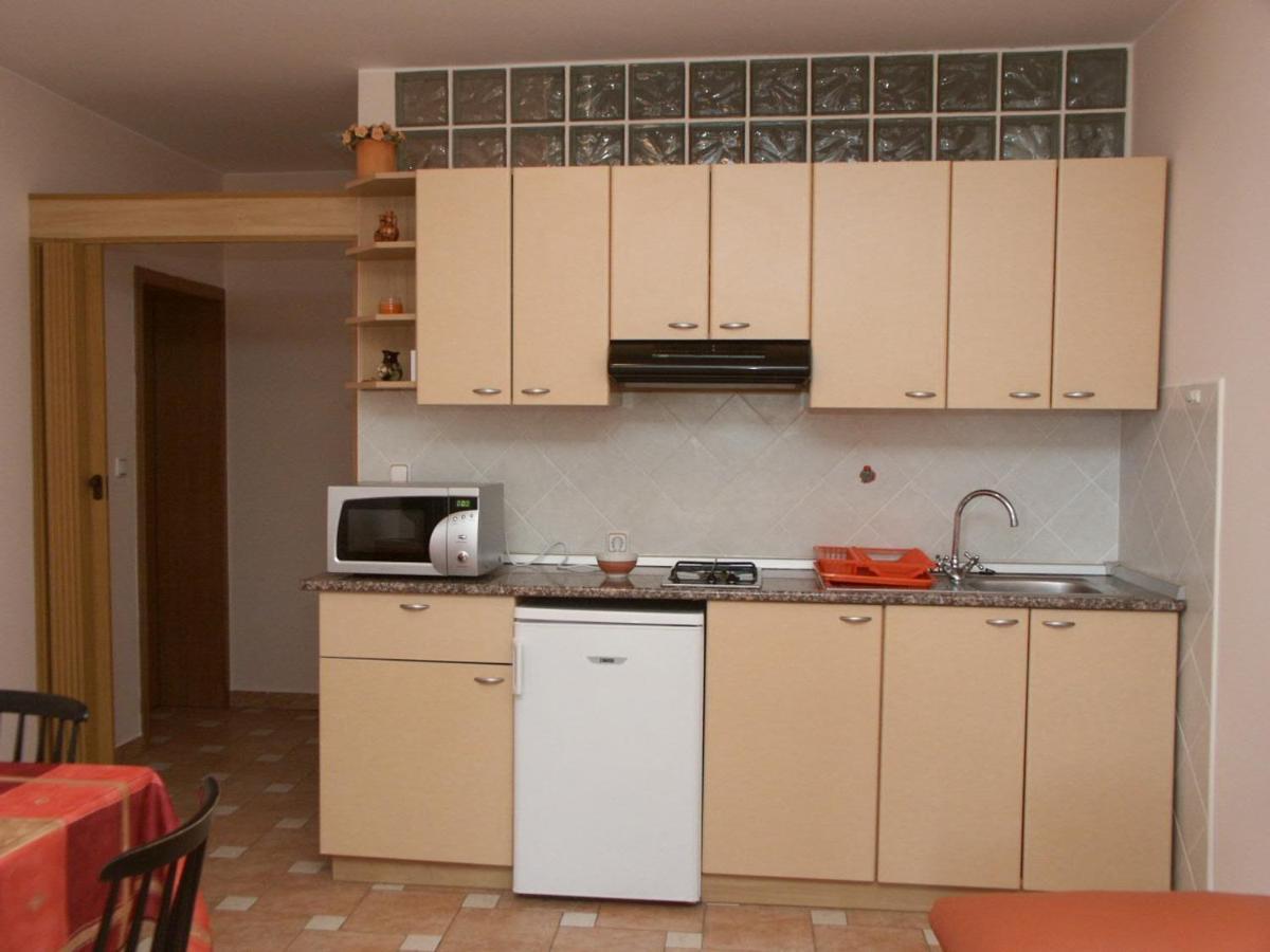 Apartments By The Sea Crikvenica - 2354 ภายนอก รูปภาพ