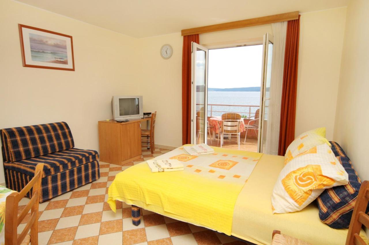 Apartments By The Sea Crikvenica - 2354 ภายนอก รูปภาพ