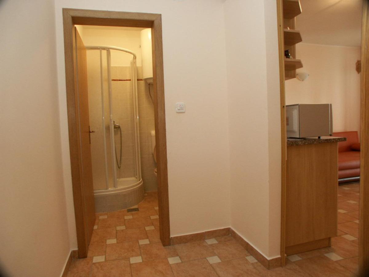 Apartments By The Sea Crikvenica - 2354 ภายนอก รูปภาพ