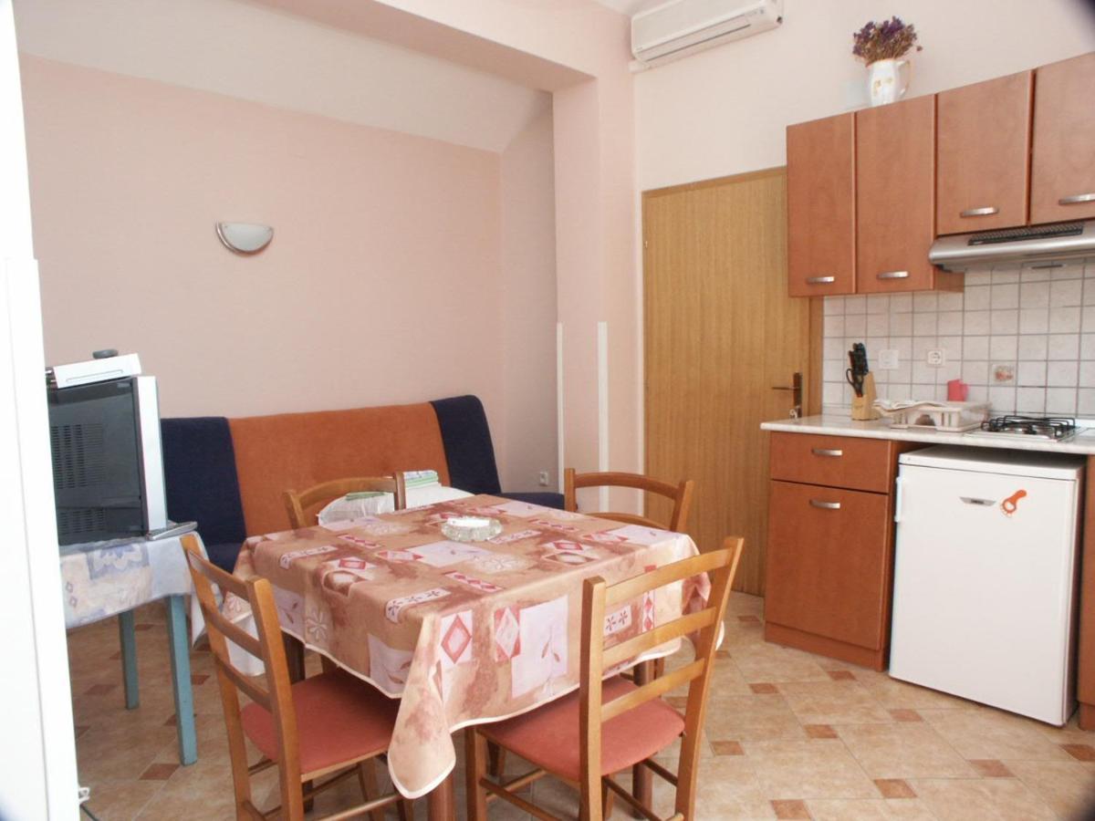 Apartments By The Sea Crikvenica - 2354 ภายนอก รูปภาพ
